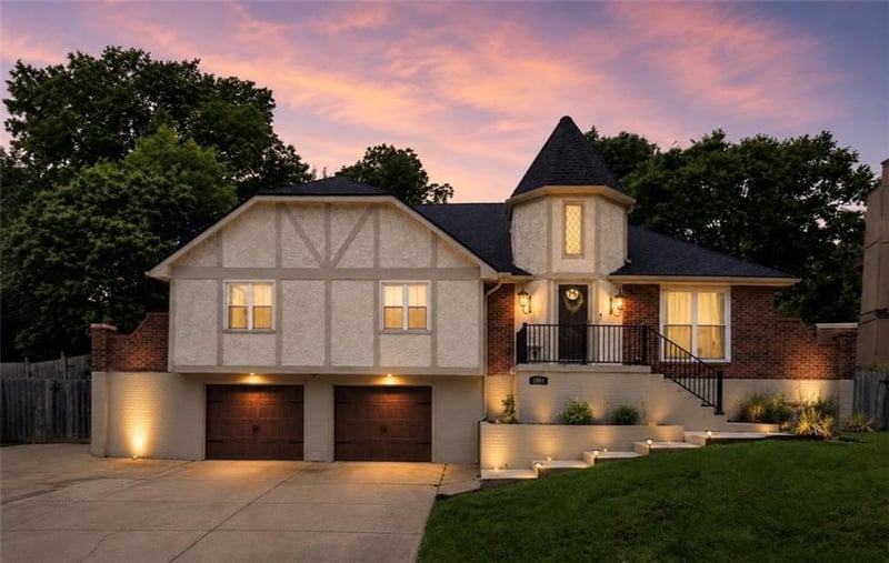 3704 Willis Ave, Independence, MO 64055