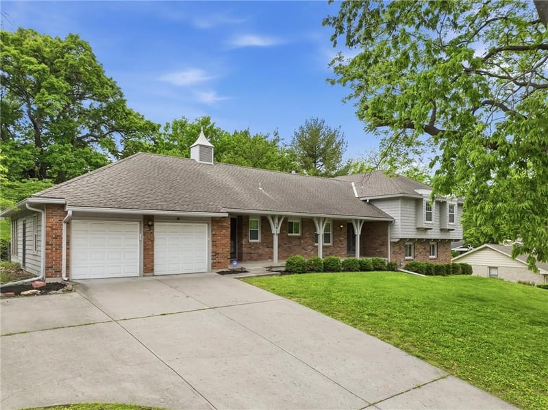 3610 Delaware Ave, Independence, MO 64055