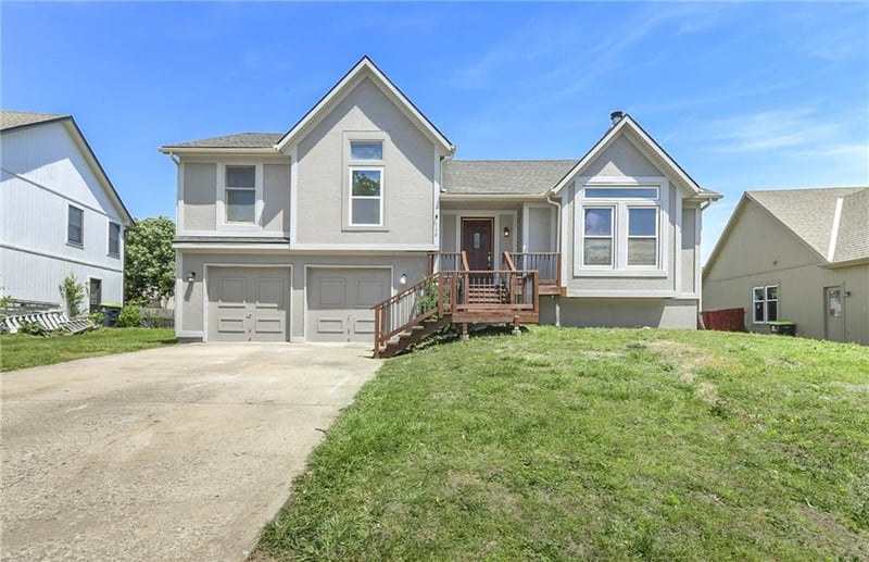 146 Colleen Dr, Gardner, KS 66030