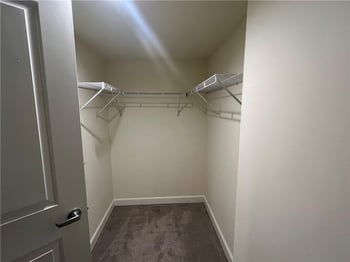 600 E Admiral Blvd #305, Kansas City, MO 64106