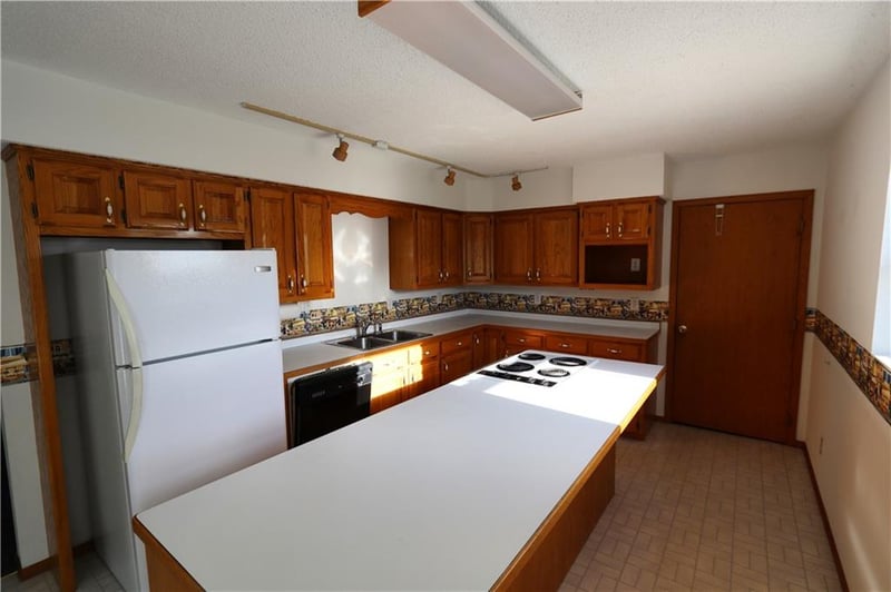 2908 Day Rd, Joplin, MO 64804