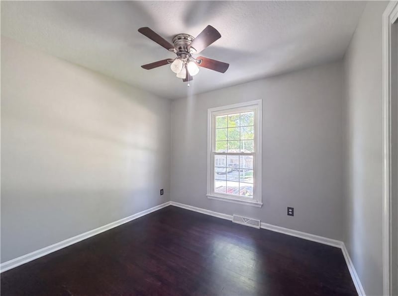 3809 Drumm Ave, Independence, MO 64055
