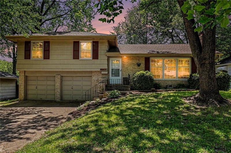 10409 79th Ter, Raytown, MO 64138
