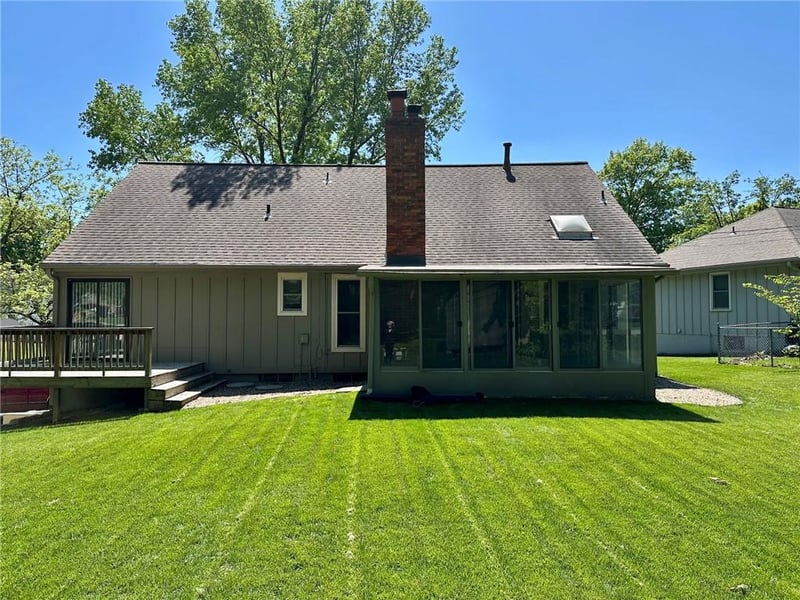 12802 101st St, Lenexa, KS 66215