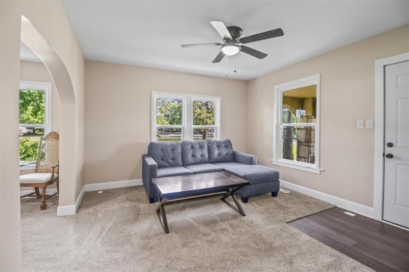902 Pine St, Holden, MO 64040