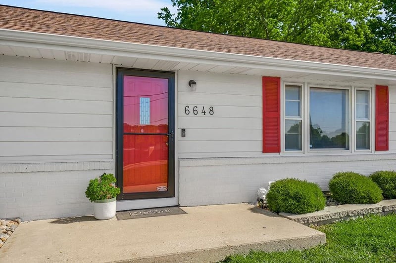 6648 Cleveland Ave, Kansas City, KS 66104