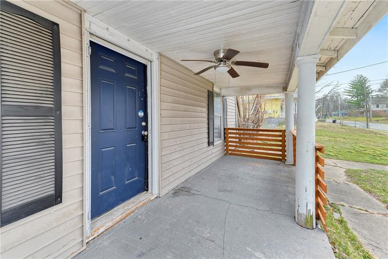 1309 Main St, Independence, MO 64050