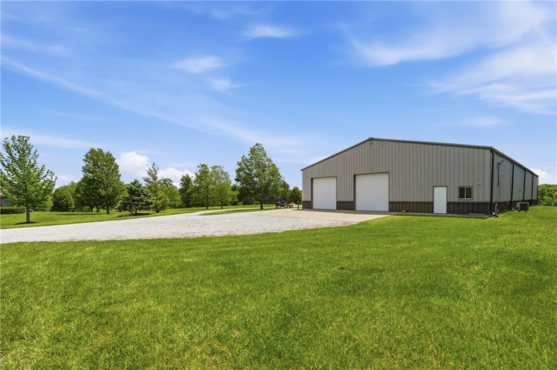 26619 K 68 Hw, Paola, KS 66071