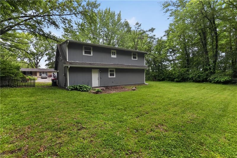 206 Lawrence St, Kearney, MO 64060