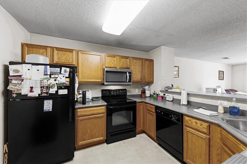 5540 Fairmount Ave, Kansas City, MO 64118