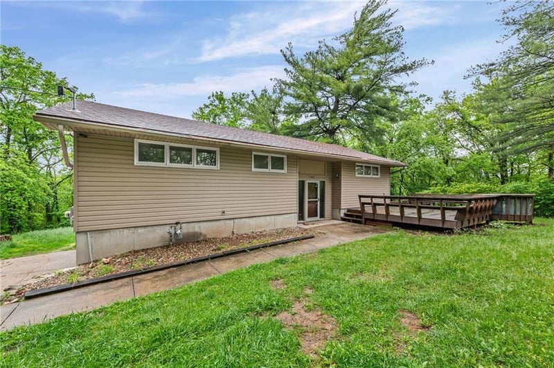1916 N 94th St, Kansas City, KS 66112