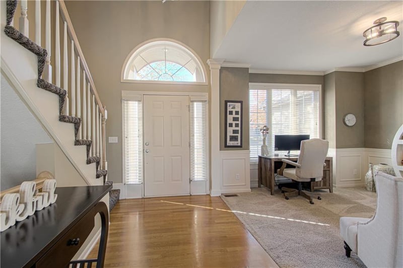 304 Hidden Valley Way, Lee's Summit, MO 64064