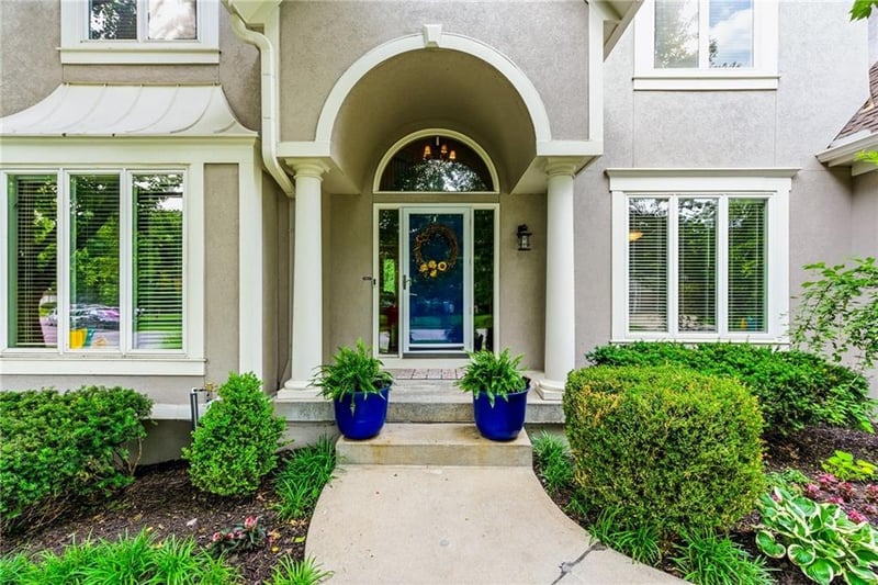 12716 Carter St, Overland Park, KS 66213