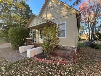 119 7th St, Ottawa, KS 66067