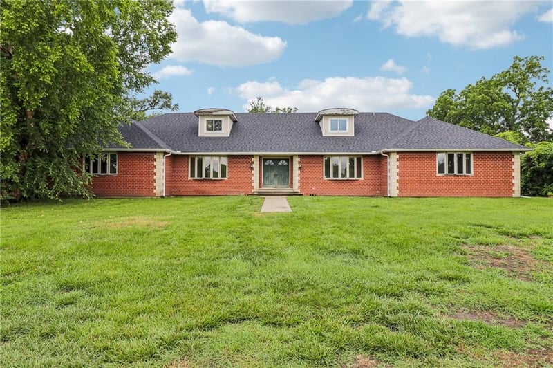 5000 Shrine Park Rd, Leavenworth, KS 66048