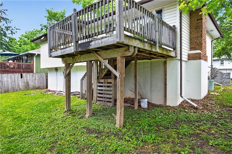 107 Brentwood Dr, Belton, MO 64012