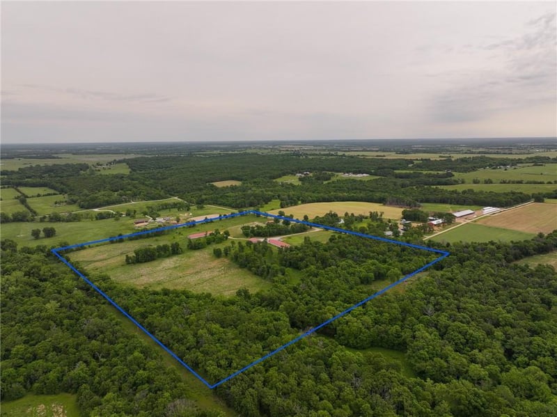 21346 2975 Rd, El Dorado Springs, MO 64744