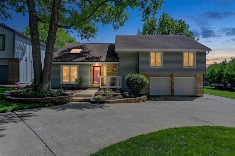 13505 78th St, Lenexa, KS 66216