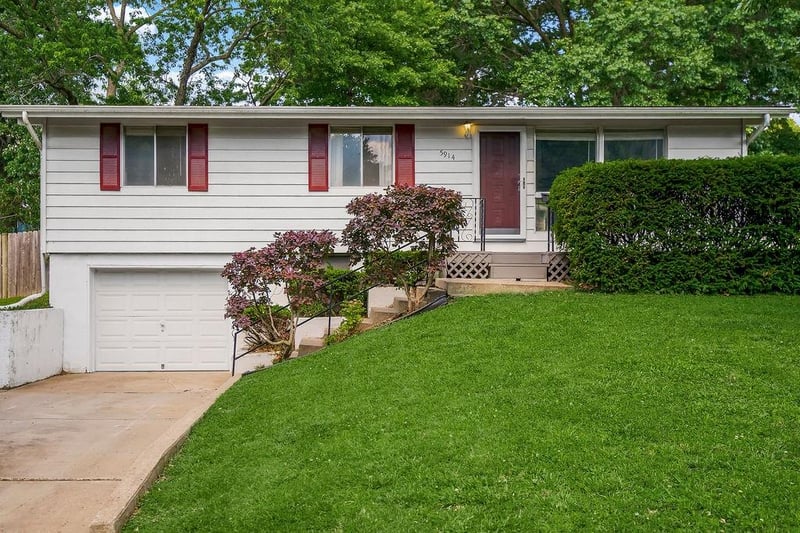 5914 Euclid Ave, Kansas City, MO 64118