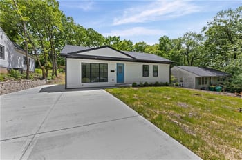 2815 S 24 St S, Kansas City, KS 66106