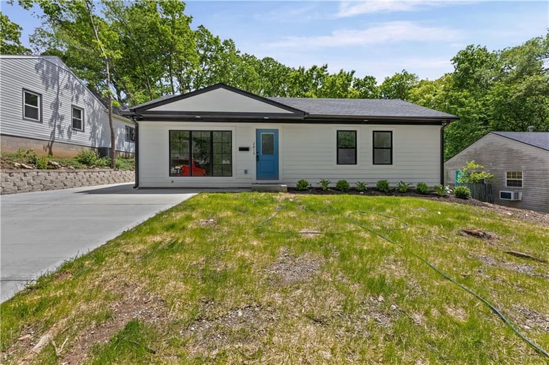 2815 24 St, Kansas City, KS 66106