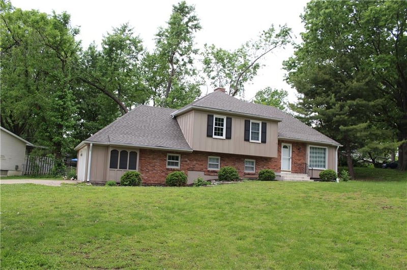 7316 Avalon St, Kansas City, MO 64152