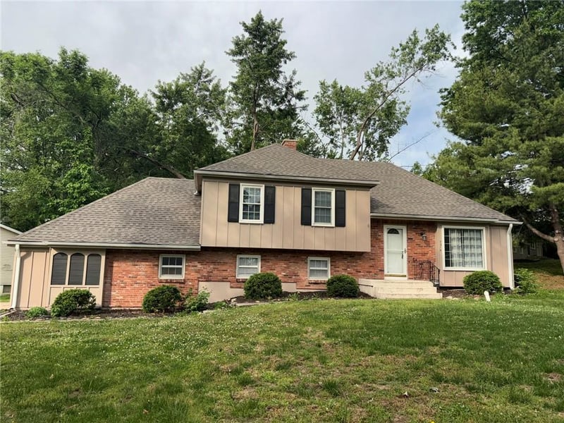 7316 Avalon St, Kansas City, MO 64152