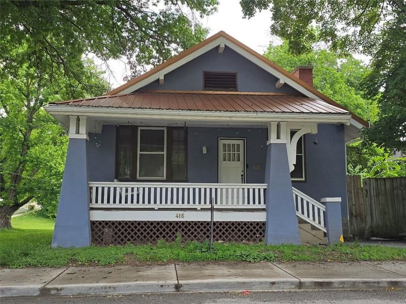 416 9th St, Atchison, KS 66002