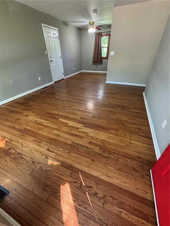 811 Union Cir, Independence, MO 64050