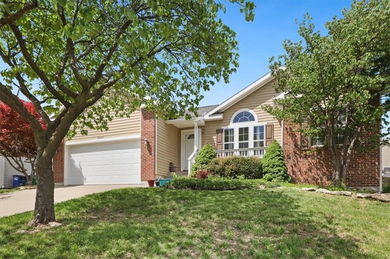 1501 Fox Run Trl, Platte City, MO 64079