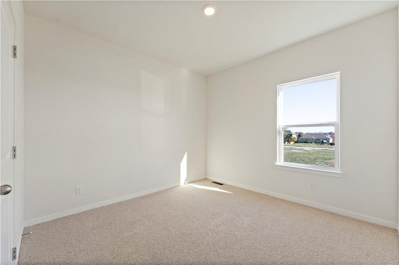 19691 201st St, Spring Hill, KS 66083