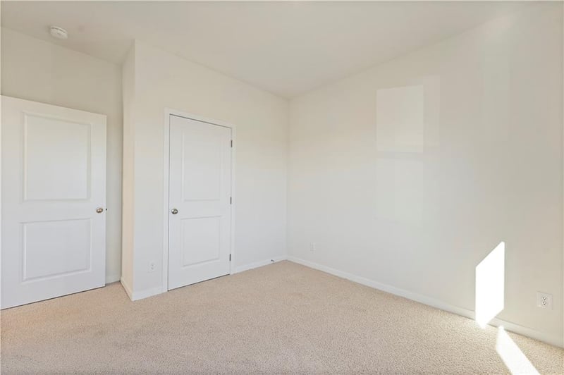 19691 201st St, Spring Hill, KS 66083