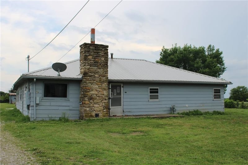 407 3rd St, Franklin, KS 66735