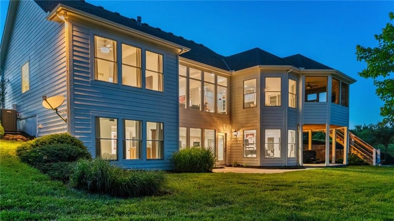 21225 Cedar Niles Rd, Spring Hill, KS 66083