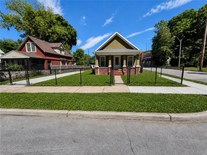 2947 Garfield Ave, Kansas City, MO 64109
