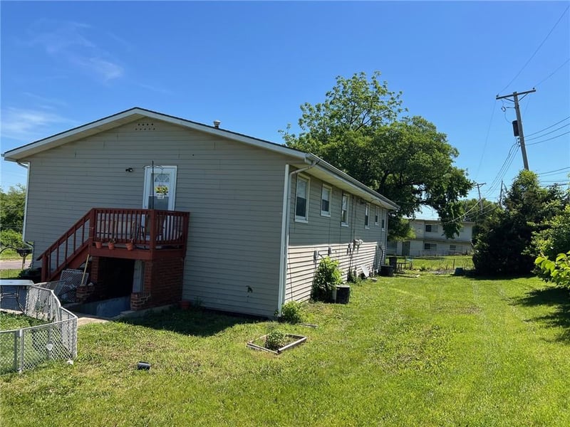 5701 139 Ter, Grandview, MO 64030