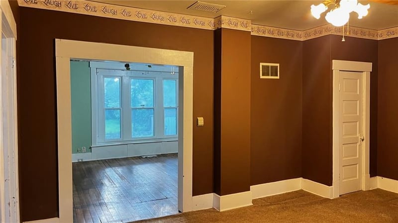 124 Locust St, Ottawa, KS 66067