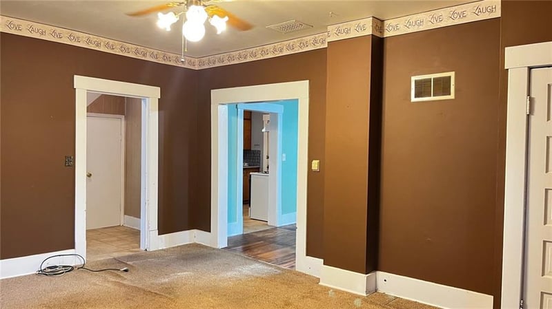 124 Locust St, Ottawa, KS 66067