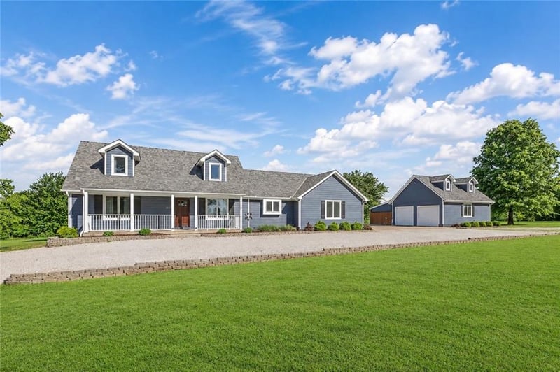 4000 W 215th St, Bucyrus, KS 66013