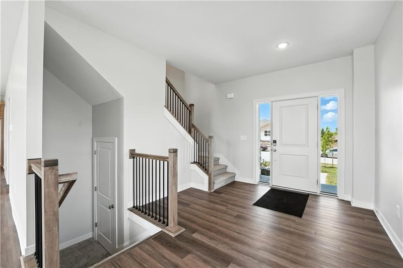 12202 Emerald St, Olathe, KS 66061