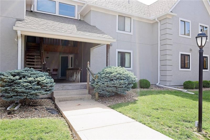 13837 58th Ter #2, Shawnee, KS 66216