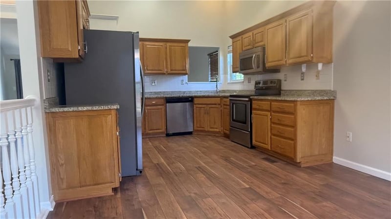 1415 Kimberly Dr, Warrensburg, MO 64093
