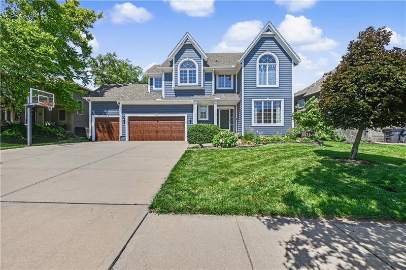 16140 Brookfield St, Olathe, KS 66062