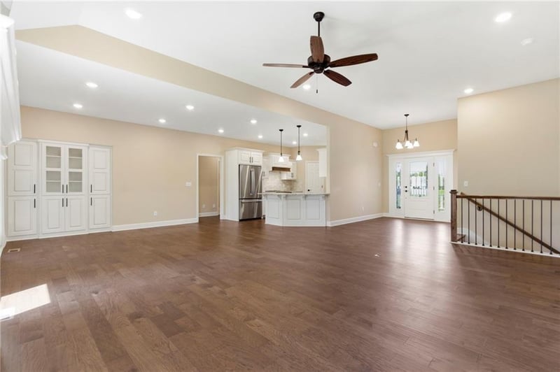 404 10th St, Lawson, MO 64062