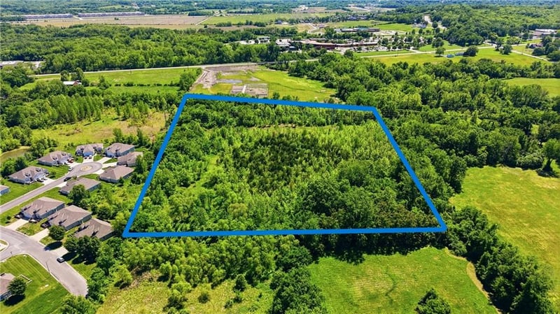 1300 Van Maele Rd, Independence, MO 64057
