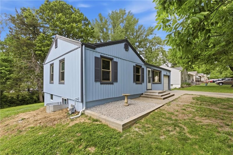 6624 Longwood Ave, Kansas City, KS 66104