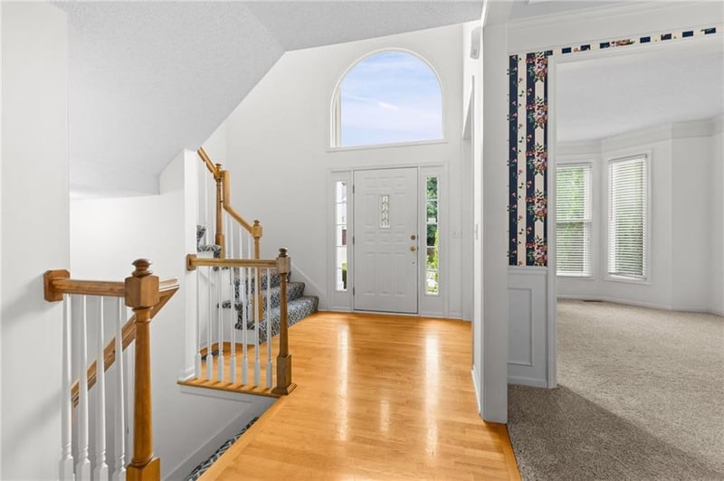 7248 Widmer St, Shawnee, KS 66216