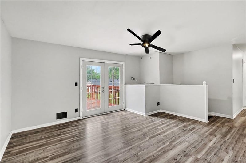 9306 82nd St, Raytown, MO 64138