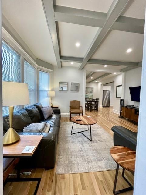 901 E 39th St, Kansas City, MO 64109