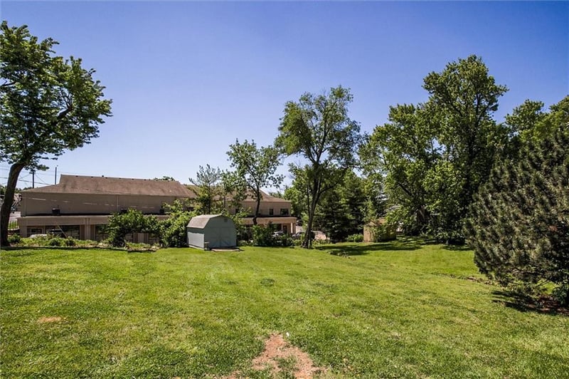 107 72 Nd Ter, Gladstone, MO 64118